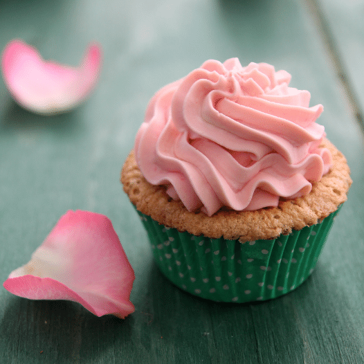 Recipe: Rosewater & Vanilla Cupcakes